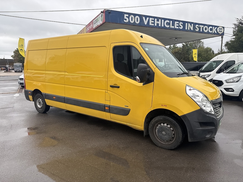 Renault Master Ze 31 33Kwh Business Panel Van F MX19LXK Yellow #4