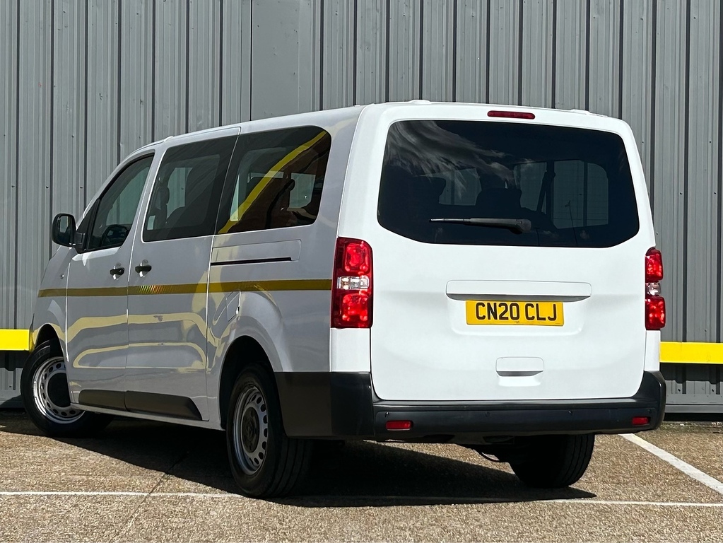 Vauxhall Vivaro Mpv 0.0 CN20CLJ White #5