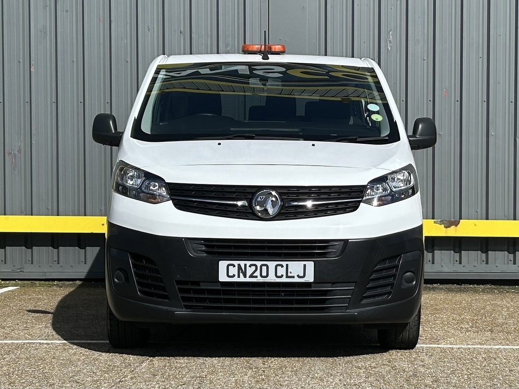 Vauxhall Vivaro Mpv 0.0 CN20CLJ White #2