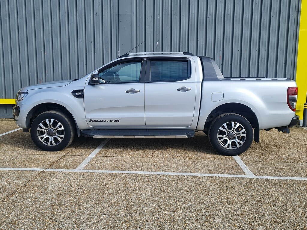 Ford Ranger 3.2 Tdci Wildtrak Pickup Double Cab Aut BD68OTL Silver #4