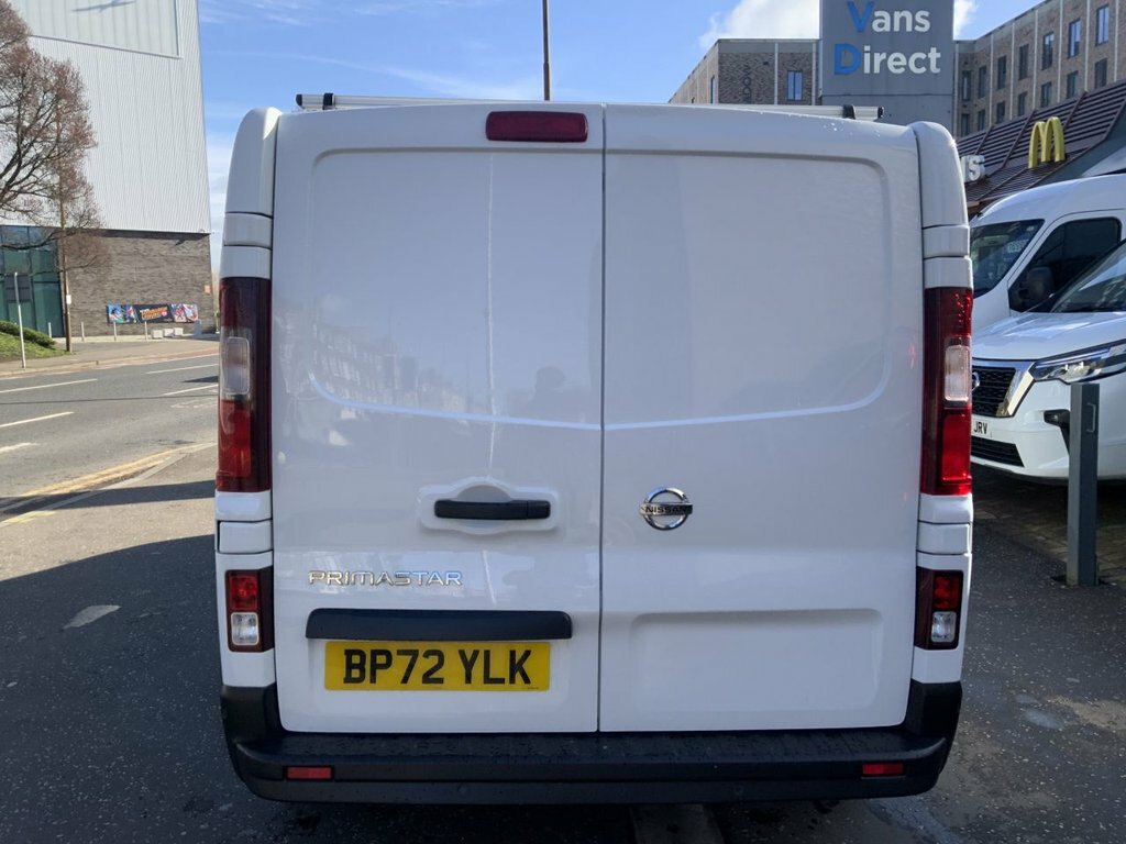 Nissan Primastar 2L Acenta BP72YLK White #5