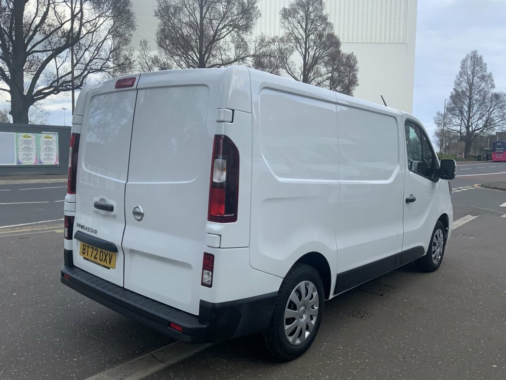 Nissan Primastar 2L Acenta BT72OXV White #5