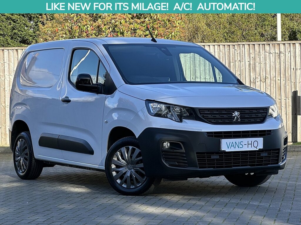 Peugeot Partner Mpv White