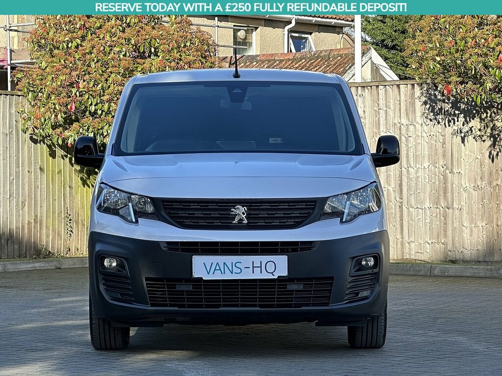 Peugeot Partner Mpv MJ72YBG White #5
