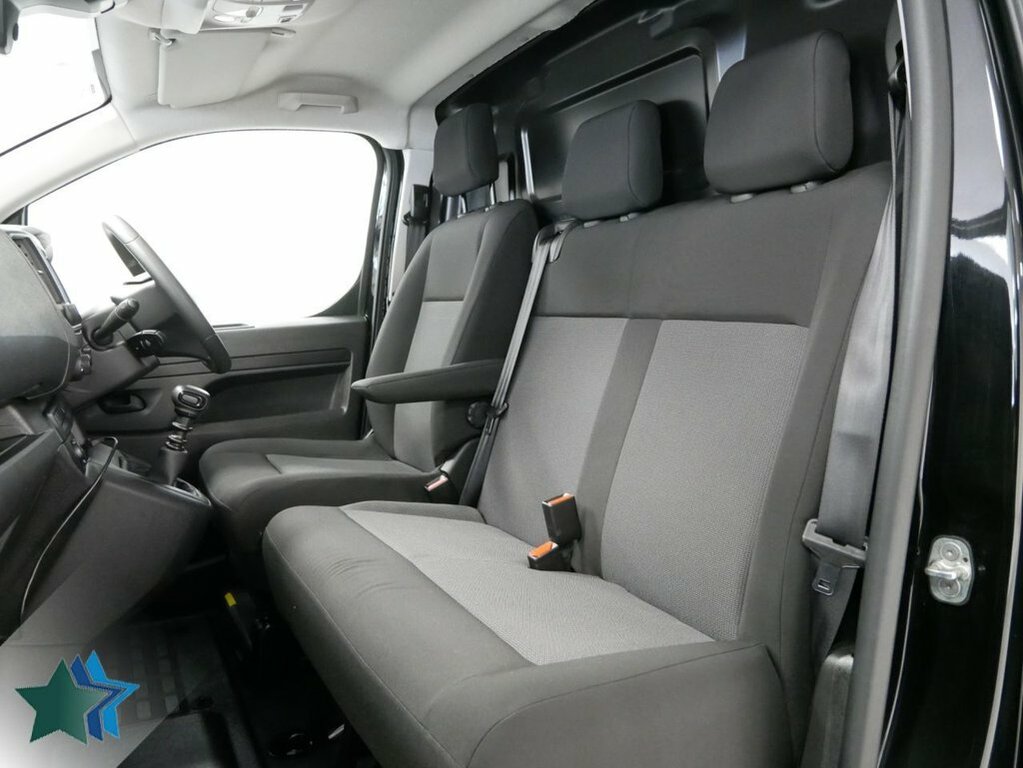 Citroen Dispatch 1.5L Bluehdi 1000 Enterprise Edition M Panel Van 6 LG23PWC Black #4