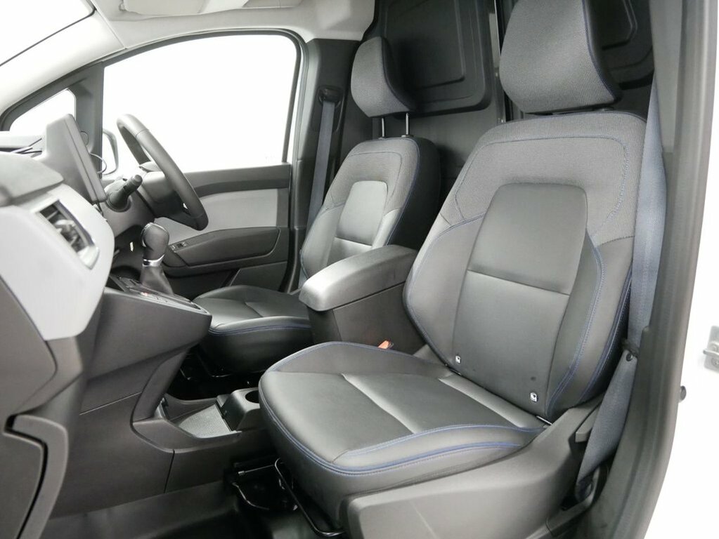 Nissan TOWNSTAR Mpv FT24OFH White #3