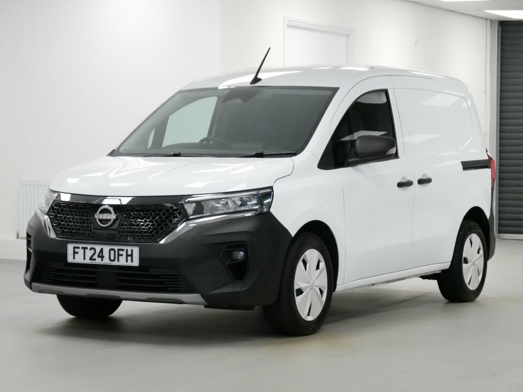 Nissan TOWNSTAR Mpv White