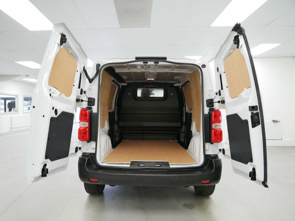 Vauxhall Vivaro 1.5L Turbo D 2900 Prime Panel Van 6Dr Manua DS73PLF White #5