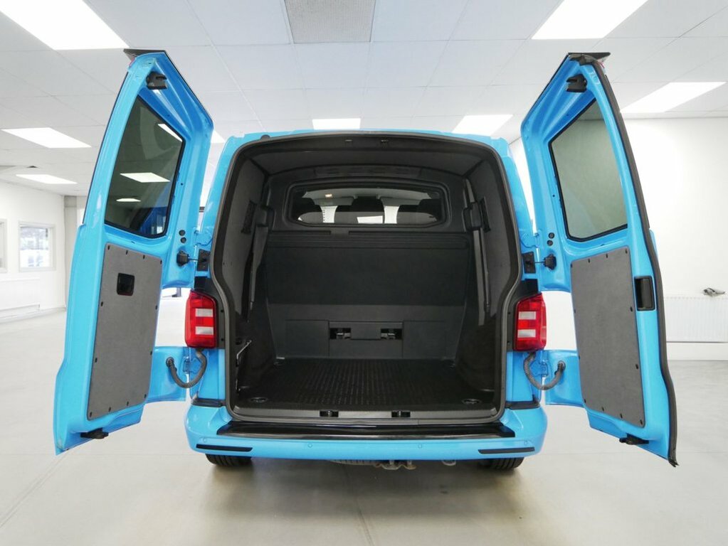 Volkswagen Transporter 2L 2.0 Tdi T30 Bluemotion Tech Startline Panel Van PO66VTN Blue #4