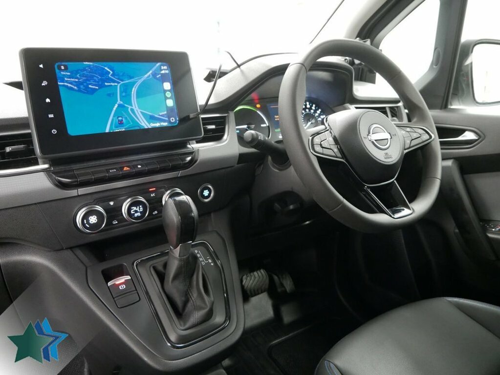 Nissan TOWNSTAR Mpv YJ73PNG White #2