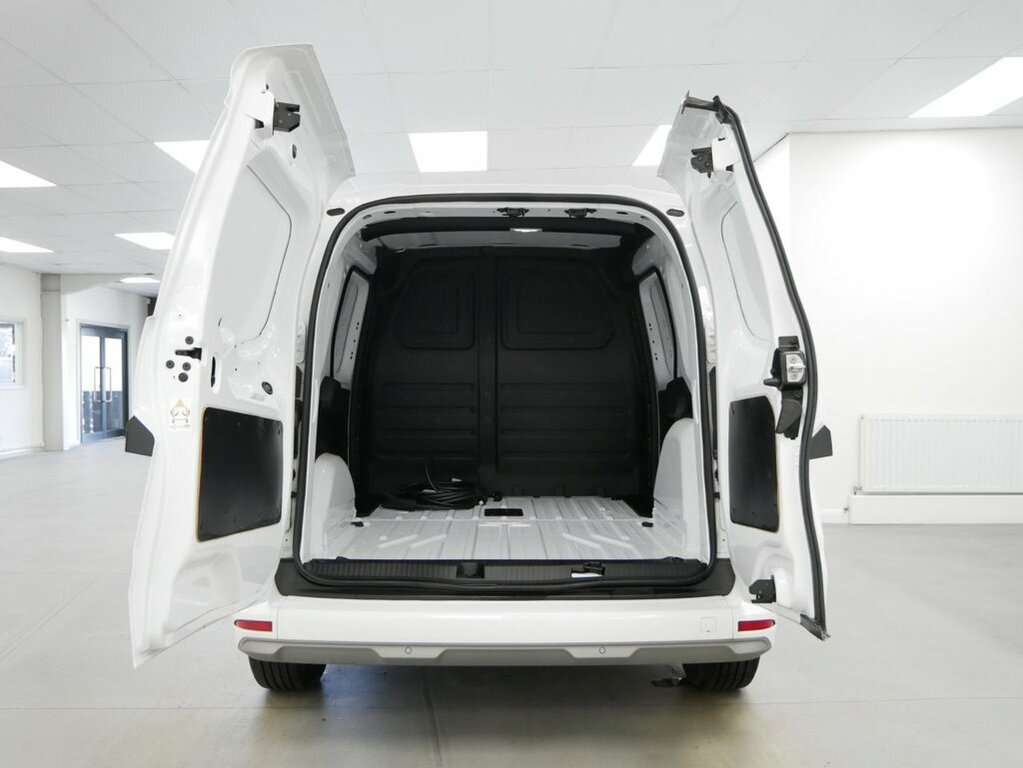 Nissan TOWNSTAR Mpv YJ73PNG White #5