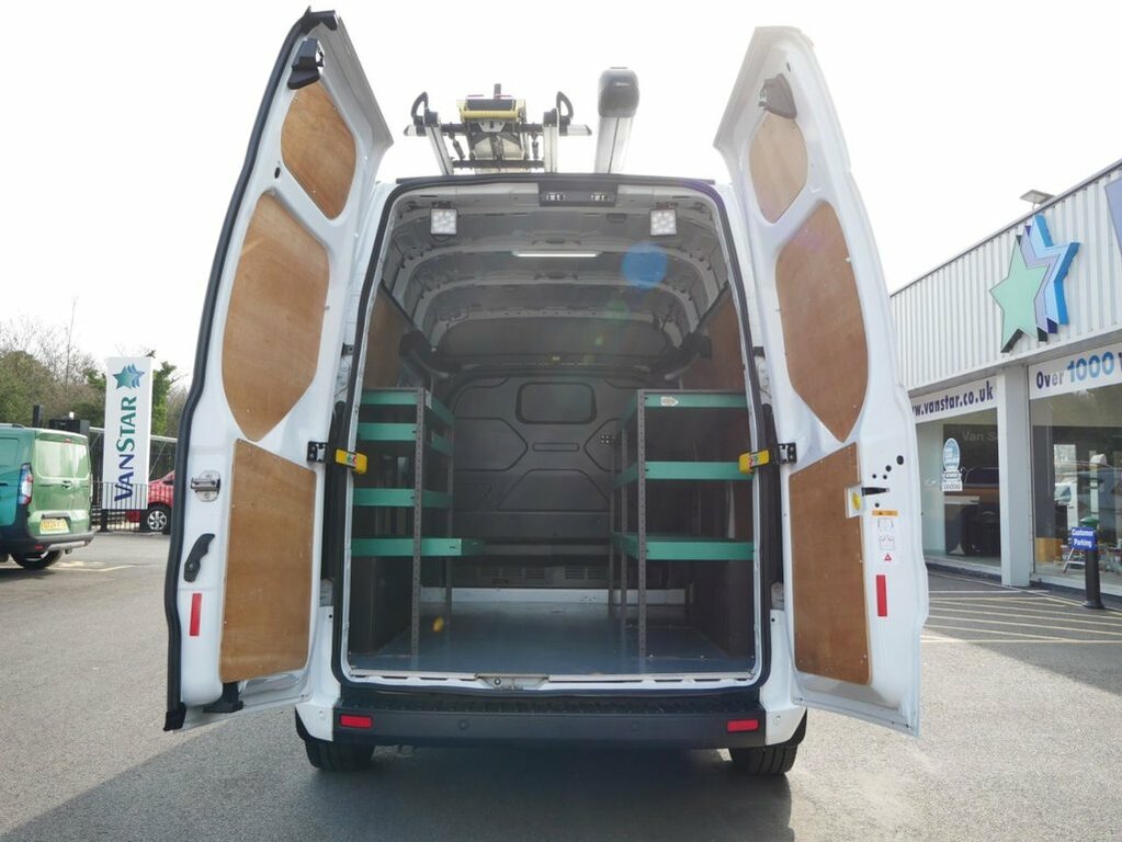 Ford Transit Custom 2L 2.0 320 Ecoblue Trend Panel Van Manu AP72FNU White #2