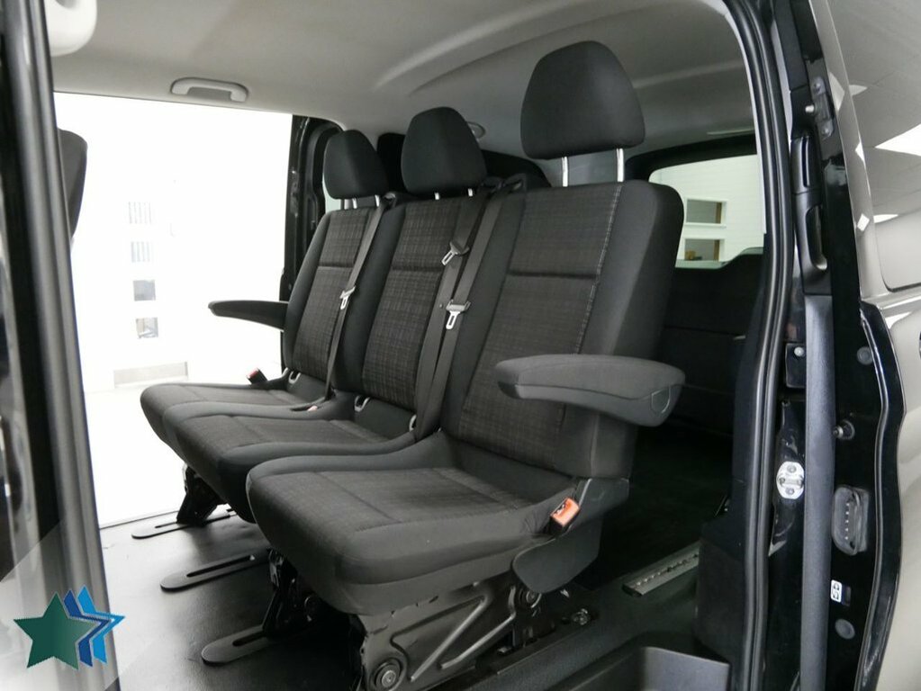 Mercedes-Benz Vito 2.1L 119 Cdi Bluetec Sport Crew Van Double Cab Black #3