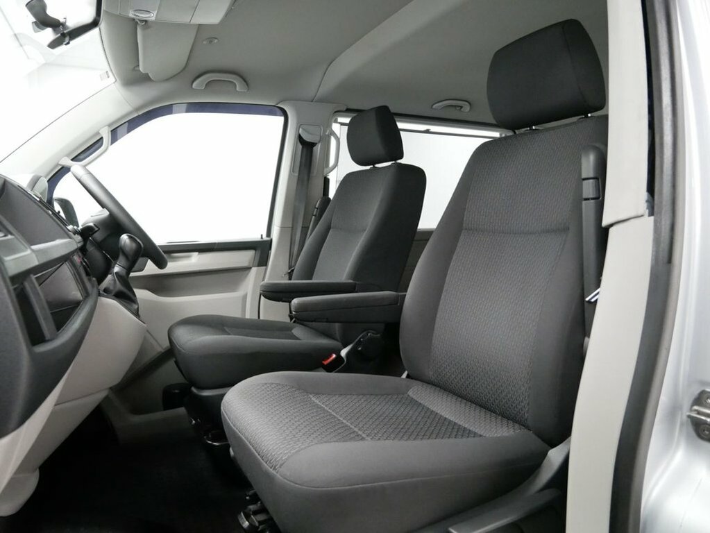 Volkswagen Transporter Shuttle 2L 2.0 Tdi S Minibus Double Cab Dsg Fwd Silver #3