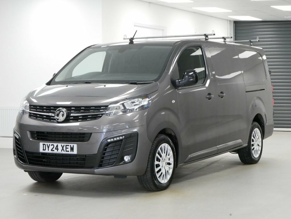Vauxhall Vivaro 2L 2.0 Turbo D 3100 Pro Panel Van 6Dr Manua Grey
