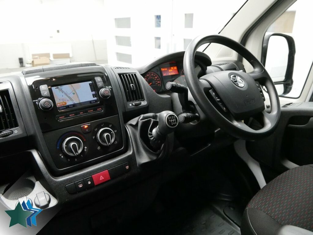 Vauxhall Movano 2.2L Cdti 3500 Biturbo Dynamic Panel Van Diese DY72XWN White #3