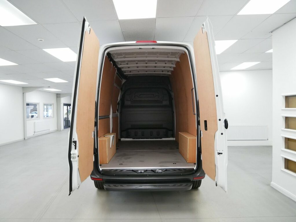 Mercedes-Benz eSprinter 55Kwh Progressive Fwd L2 H2 20Kw Charger Silver #12