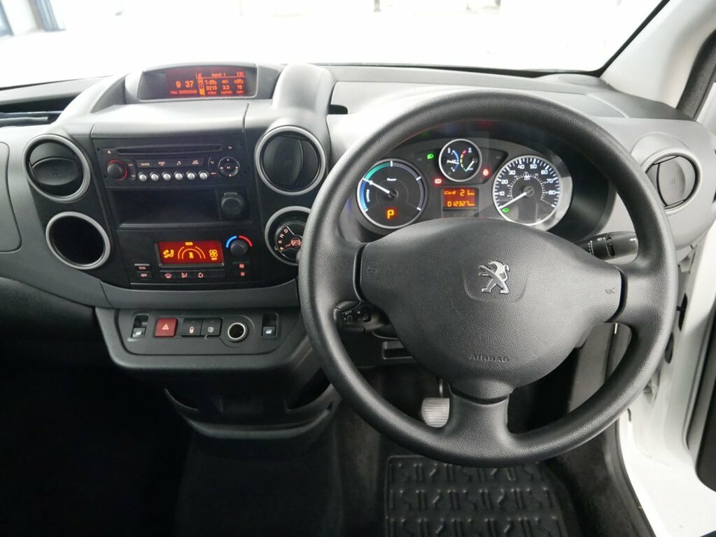 Peugeot E-Partner Mpv White #14