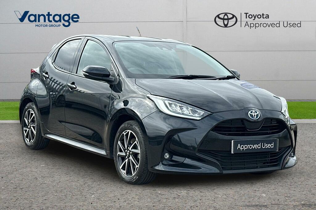 Toyota Yaris 1.5 Vvt-h Design E-cvt Euro 6 Ss YE75EVB Black