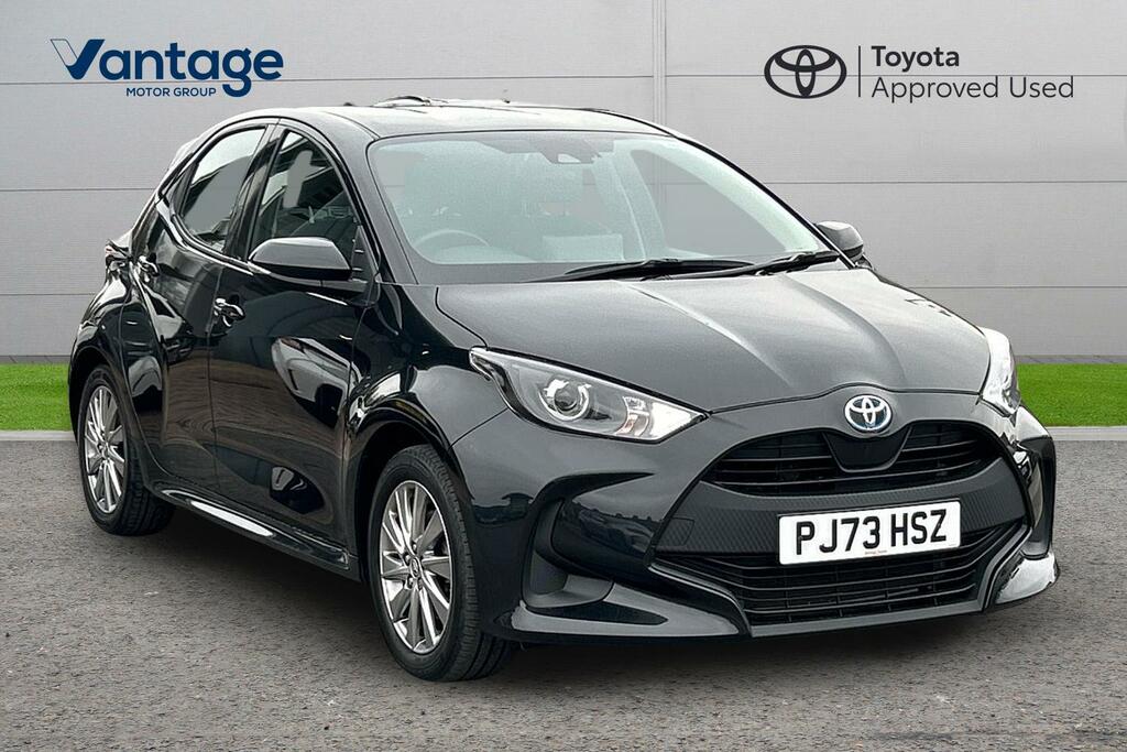 Toyota Yaris 1.5 Vvt-h Icon E-cvt Euro 6 Ss Black