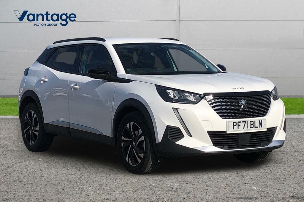 Peugeot 2008 1.2 Puretech 130 Allure Premium Eat8 White