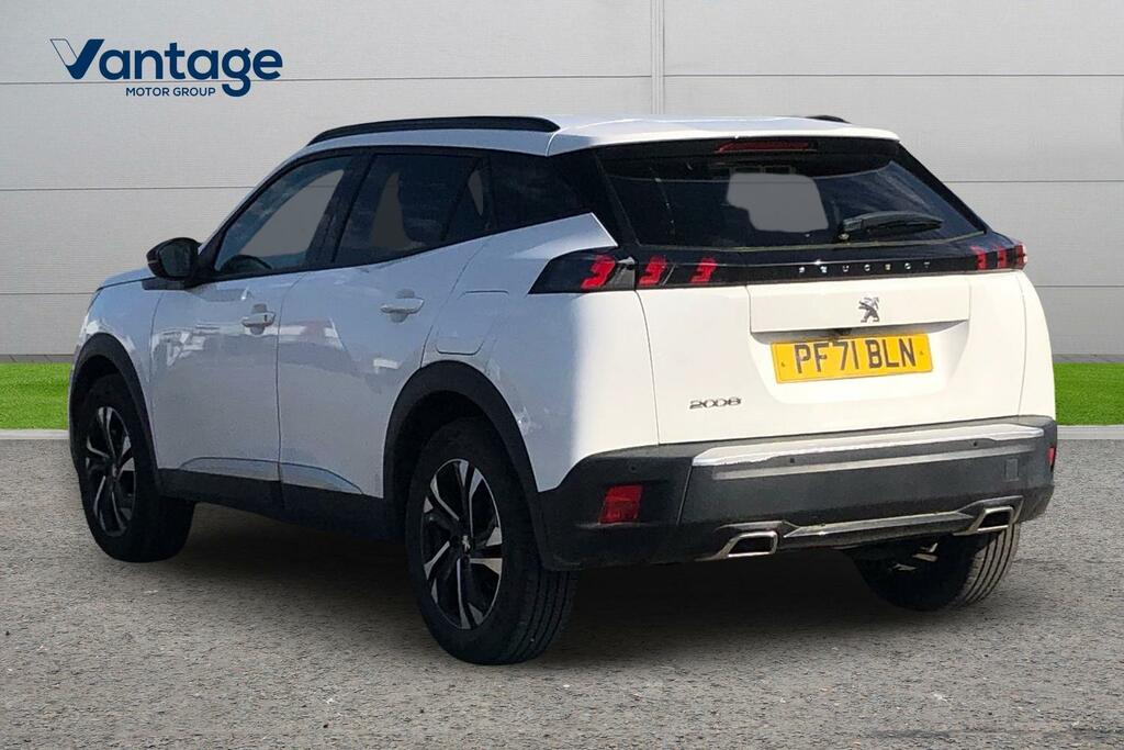 Peugeot 2008 1.2 Puretech 130 Allure Premium Eat8 White #5