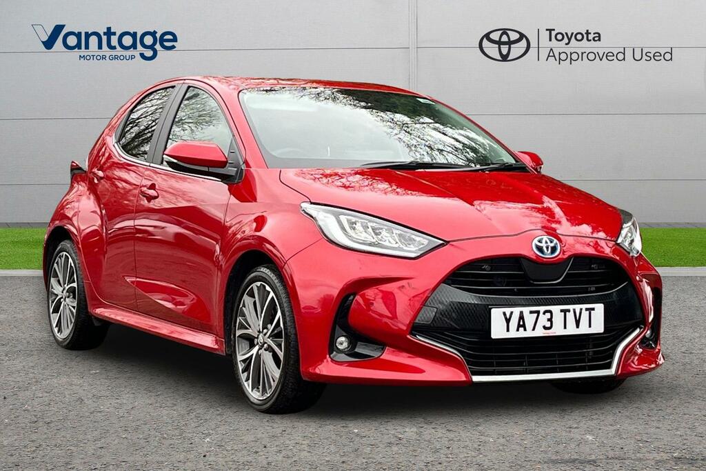 Toyota Yaris 1.5 Vvt-h Excel Hatchback Hybrid E-cvt Red