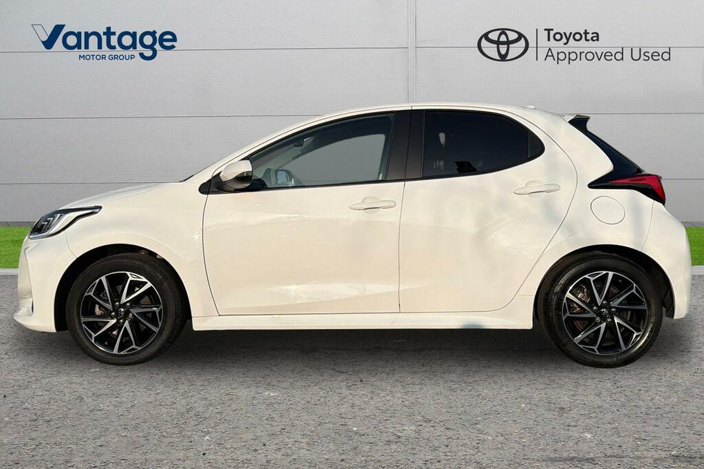 Toyota Yaris 1.5 Vvt-h Design Hatchback Hybrid E-cvt YW23OPH White #6
