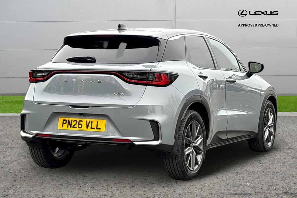 Lexus LBX 1.5 Vvt-ie Takumi E-cvt Euro 6 Ss PN26VLL #3
