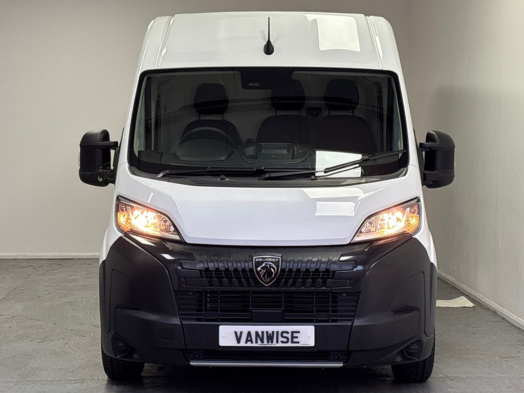 Peugeot Boxer 335 Professional L3 H2 Lwb 2.2 Bluehdi 140Ps White #2