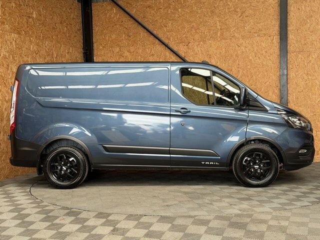 Ford Transit Custom 2.0 300 Ecoblue Trail Panel Van HV22OGB Blue #2