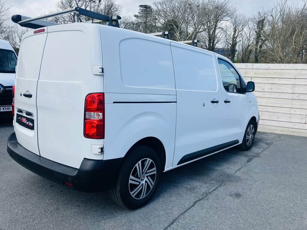 Peugeot Expert 1400 2.0 Bluehdi 120 S Van White #6