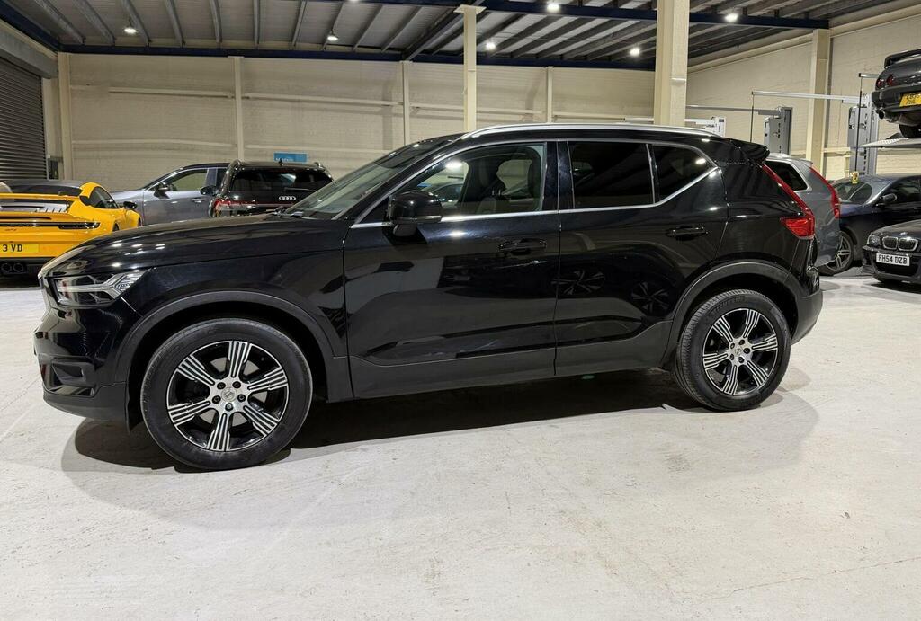 Volvo XC40 2.0 T4 Inscription Awd Euro 6 Ss RX69MDV Black #4