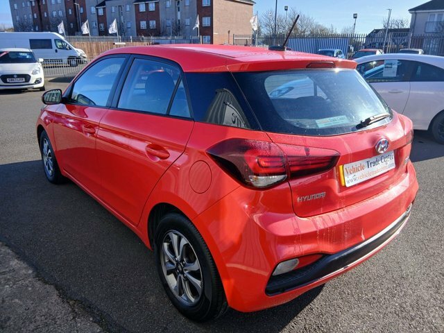 Hyundai I20 1.2 Se Launch Edition Hatchback SL68FYP Red #4