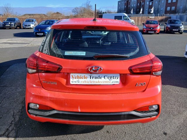 Hyundai I20 1.2 Se Launch Edition Hatchback SL68FYP Red #5