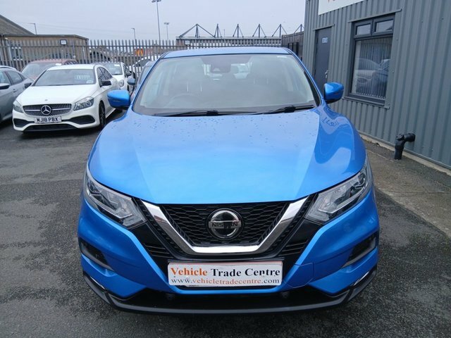 Nissan Qashqai 1.5 Dci Acenta Premium Suv Euro NC68WFZ Blue #2