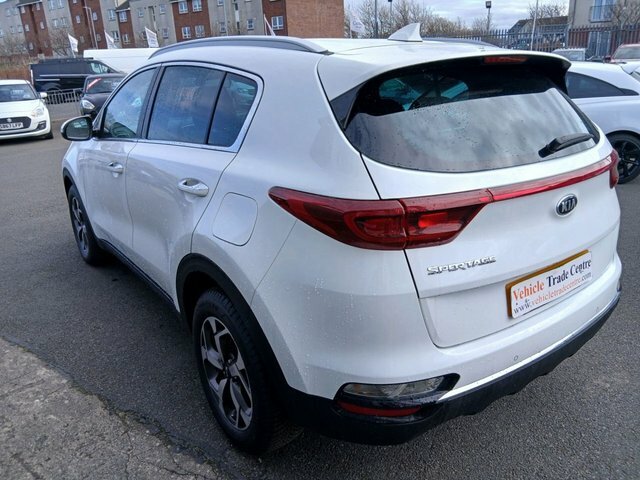 Kia Sportage 1.6 Crdi 2 Suv Dct Euro 6 S S 134 Bh CX68LWU White #4