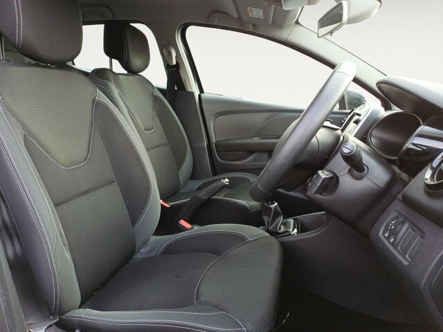 Renault Clio 1.2 16V Dynamique Nav Hatchback SG18WSK Black #3