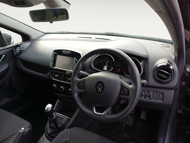 Renault Clio 1.2 16V Dynamique Nav Hatchback SG18WSK Black #2