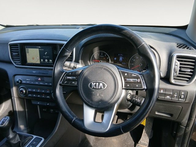 Kia Sportage 1.6 Gdi 2 Suv Euro 6 S S 130 YY68KBZ Black #4