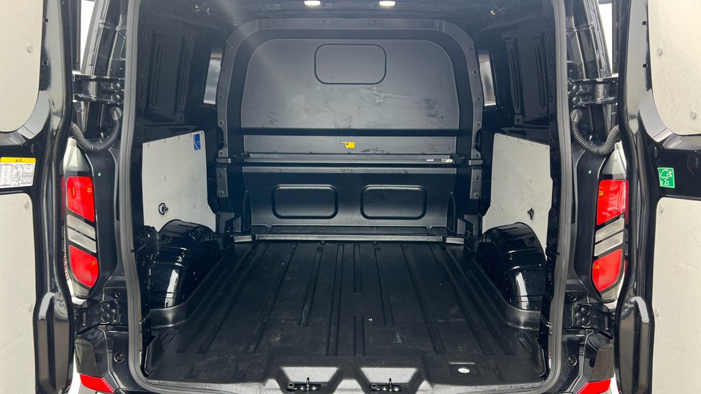 Ford Transit Custom Limited Black #4