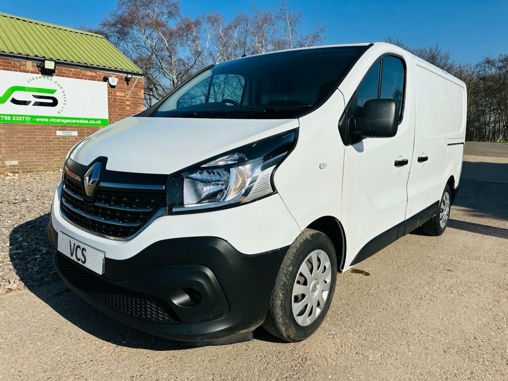 Renault Trafic 2L Business FG71VYA White #3