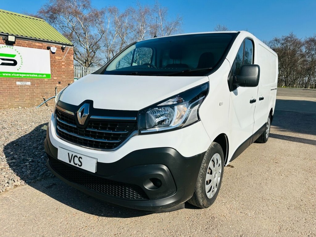 Renault Trafic 2L Business FG71VYA White #2