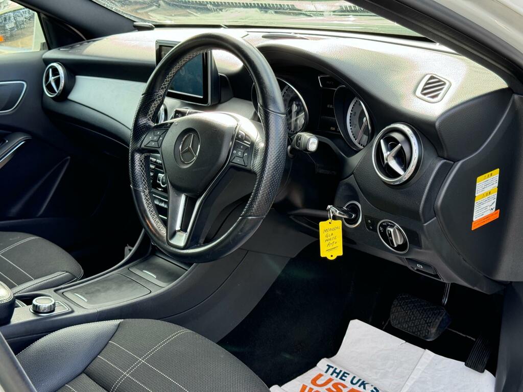 Mercedes-Benz GLA Class 250 2.0 Gla250 Amg Line 7G-dct 4Matic Euro 6 S S BW64WEX White #4
