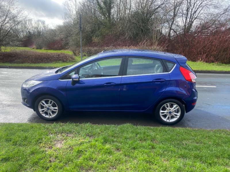 Ford Fiesta 1.5 Tdci Zetec - 2014 64 CE64NXU Blue #2