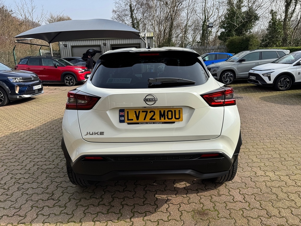 Nissan Juke Dig-t Tekna LV72MOU White #6