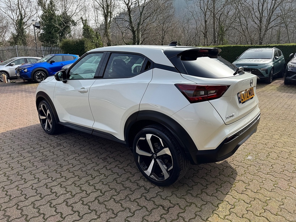 Nissan Juke Dig-t Tekna LV72MOU White #3