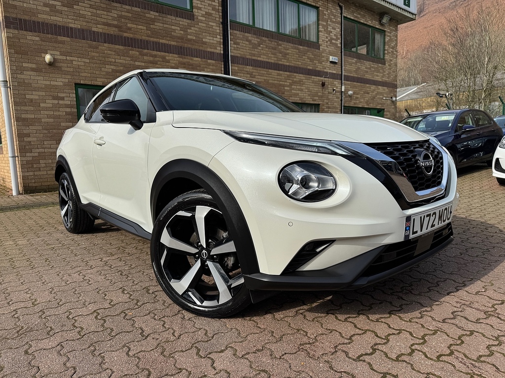 Nissan Juke Dig-t Tekna White