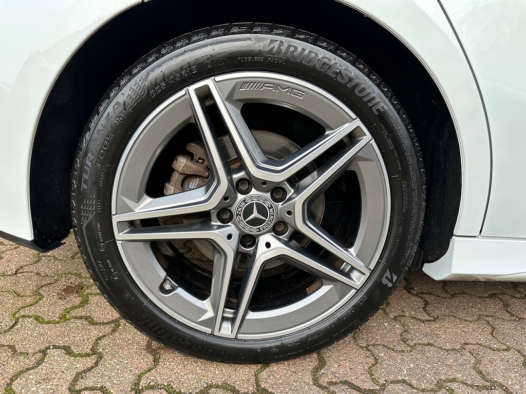 Mercedes-Benz A Class A200h Mhev Amg Line OW73XRT White #5