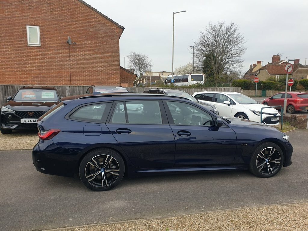 BMW 3 Series 2L M Sport HV72YJU Blue #4